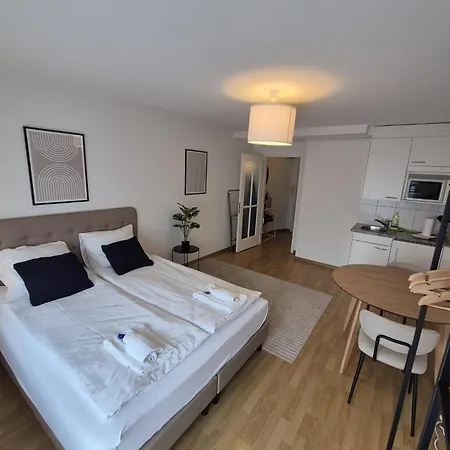 Appartement Stylish In Center - Crown 36 *