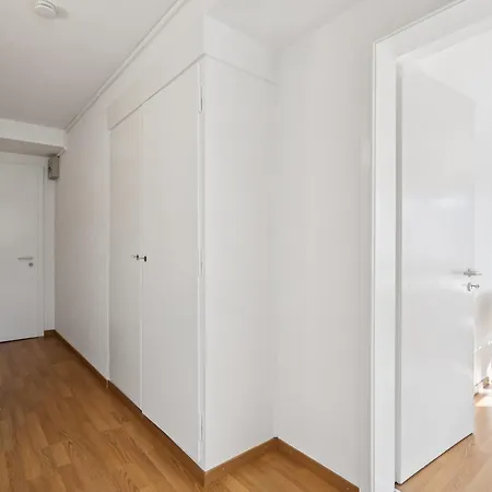 Appartement Stylish In Center - Crown 36 *