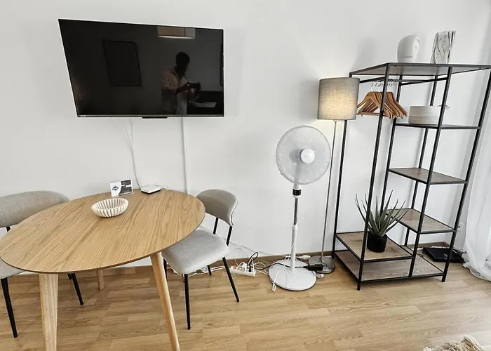 Appartement Stylish In Center - Crown 36 *