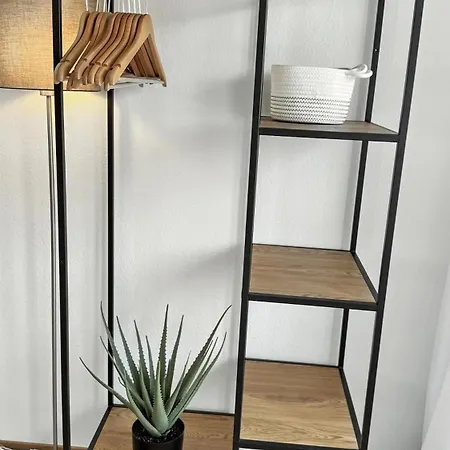 Apartman Stylish In Center - Crown 36 Zürich