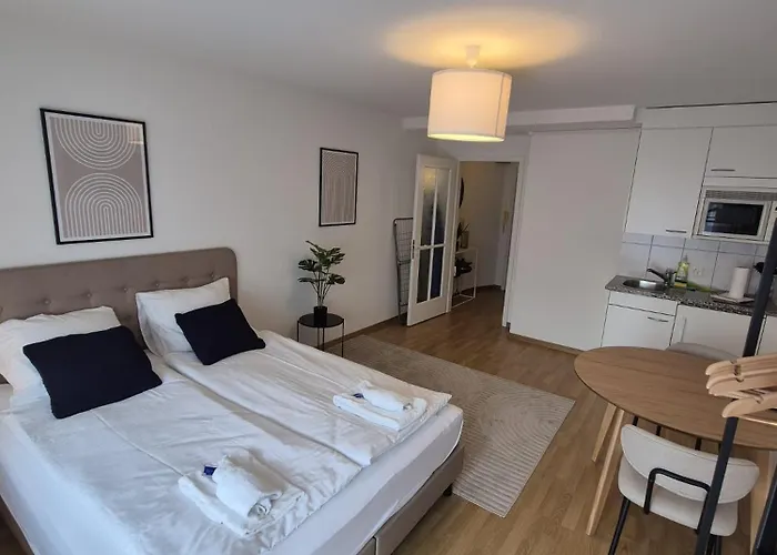 Apartman Stylish In Center - Crown 36 *